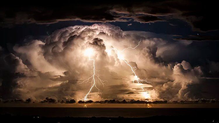 雷電