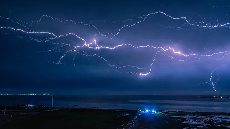 雷電電流