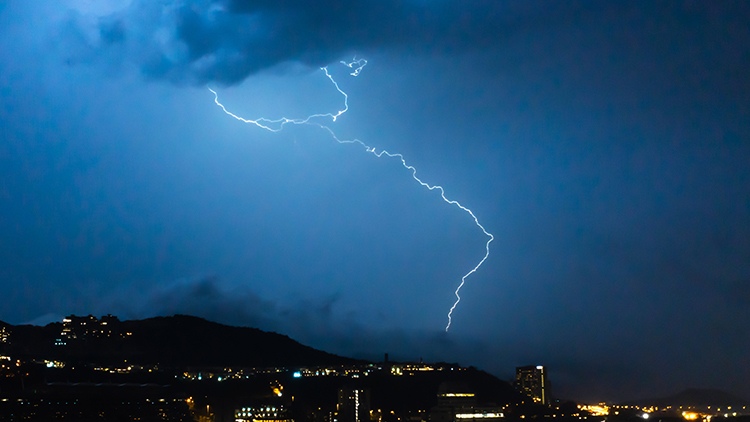 雷擊