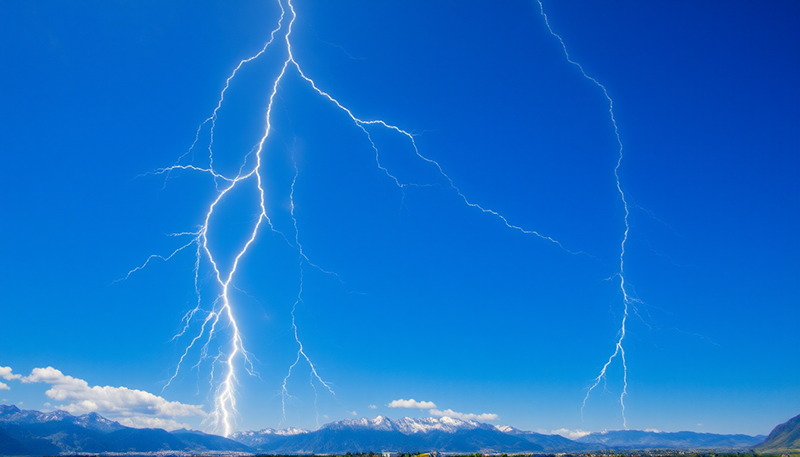 雷電